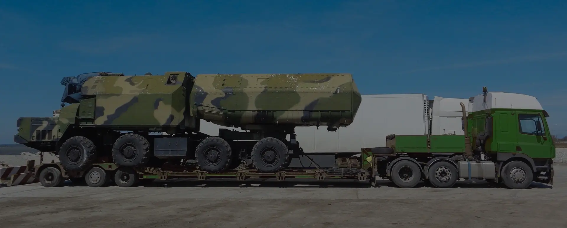 Доставка техники и ракет в станице Лысогорская (Северо-Кавказский округ - Ставропольский край) специальным воинским автотранспортом по договору